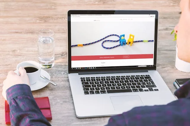what helps you design a website?